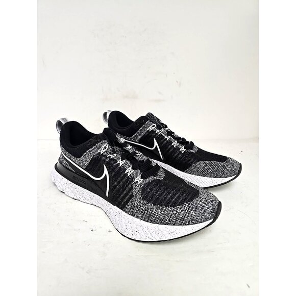nike flyknit 2 black